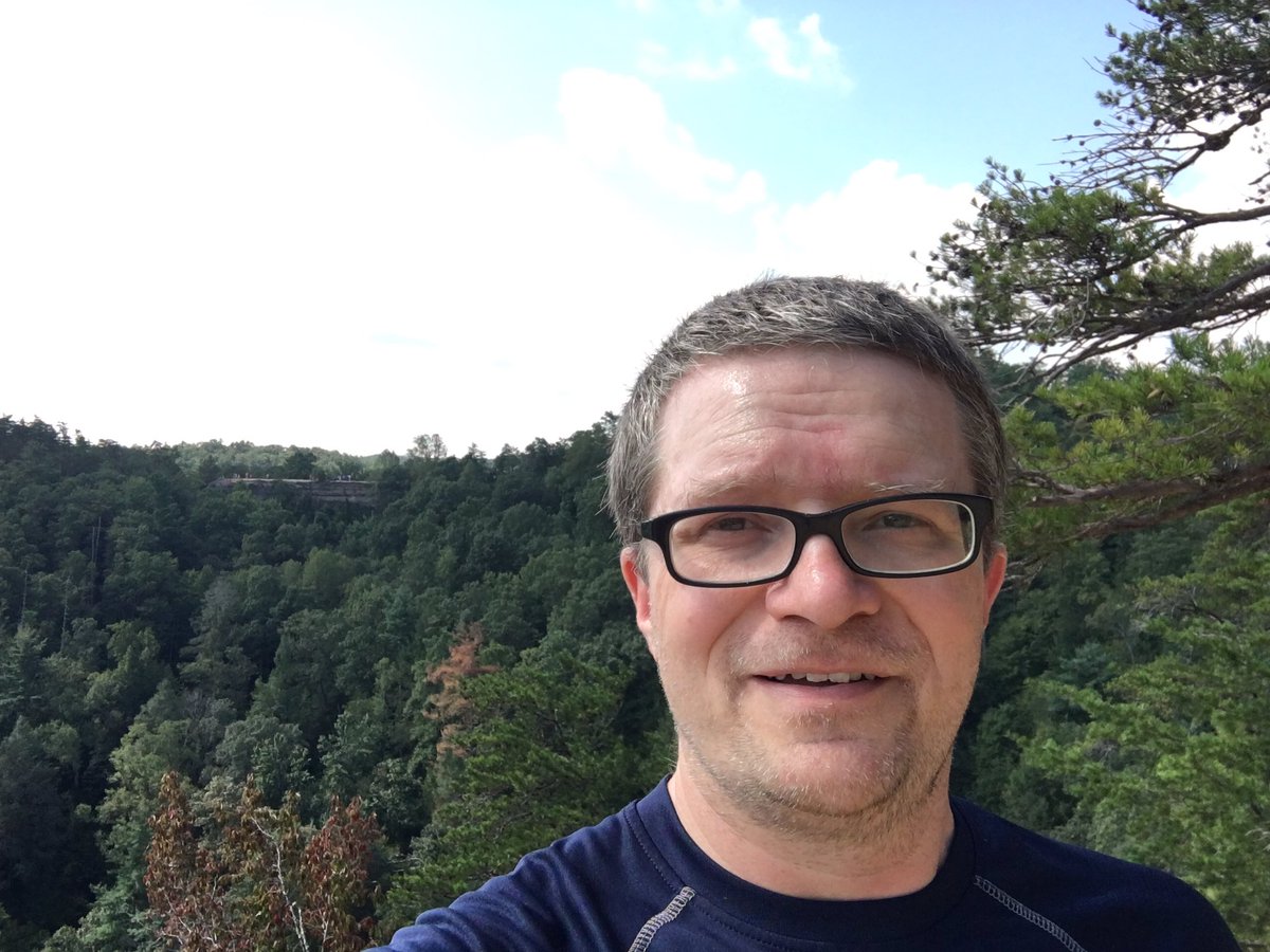 jasonats's tweet photo. Finally me with the arch way back there in the background. #NaturalBridgeKY https://t.co/eSIyIHhTVY