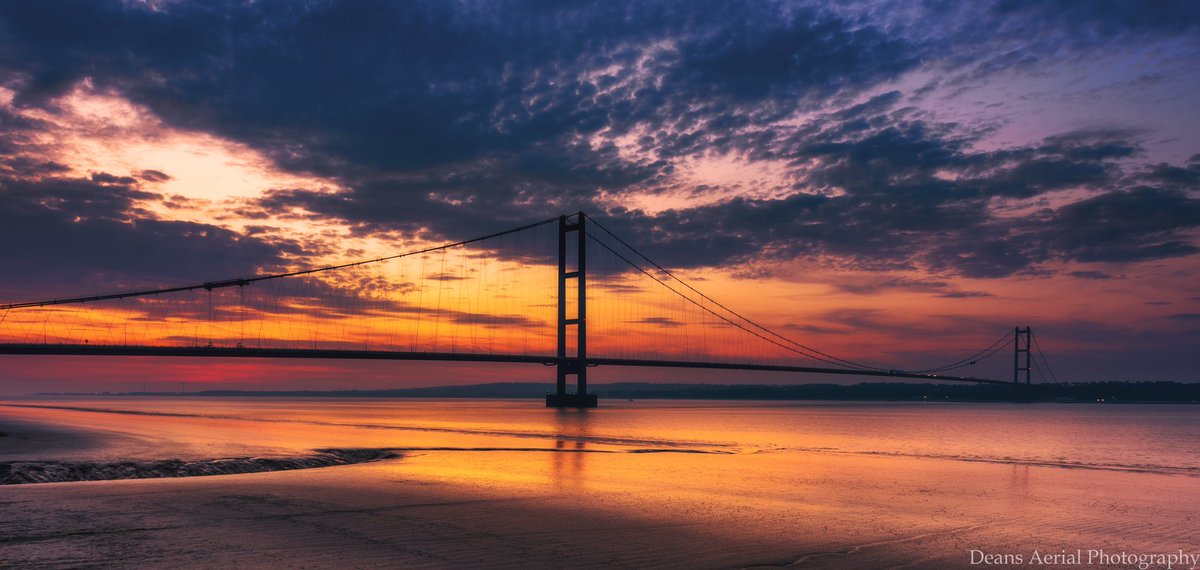 Humber bridge #photography #photographers #photooftheday #night #nightphotography #humberbridge #Lincolnshire #reflections
