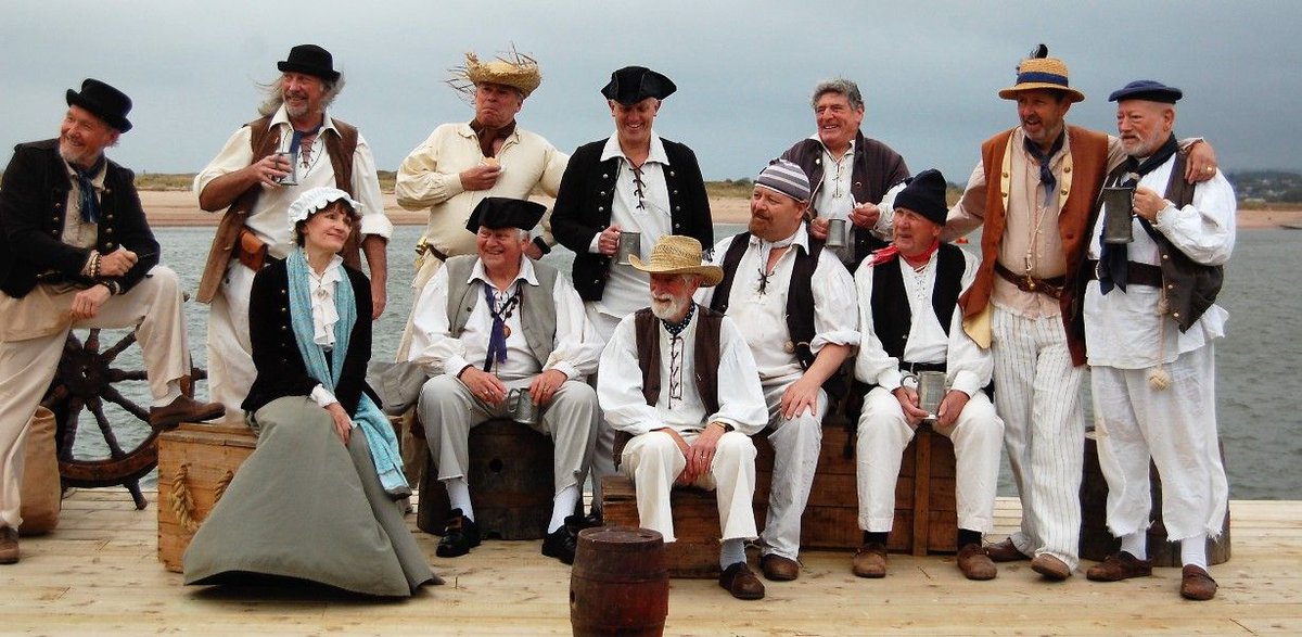 Eastmagazines's tweet photo. Visit the Great Yarmouth Maritime Festival from 7-8 September 2019 a fantastic free two-day event sited along the historic South Quay of Great Yarmouth. Plenty to explore with live shanty folk music, street theatre exhibitions &amp; demo's. https://t.co/4RX8kjESRR @gytourism https://t.co/5iEqbaPDBL