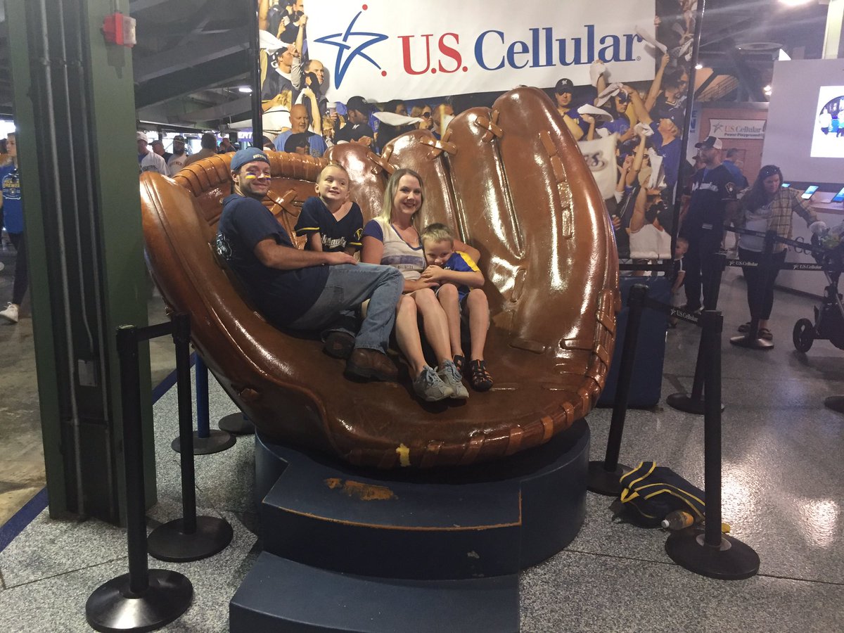 BoombalattisPC's tweet photo. #thisismycrew https://t.co/s0m5ur2Jv5