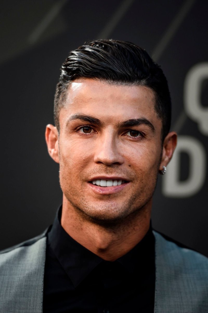 CR7_inside tweet picture