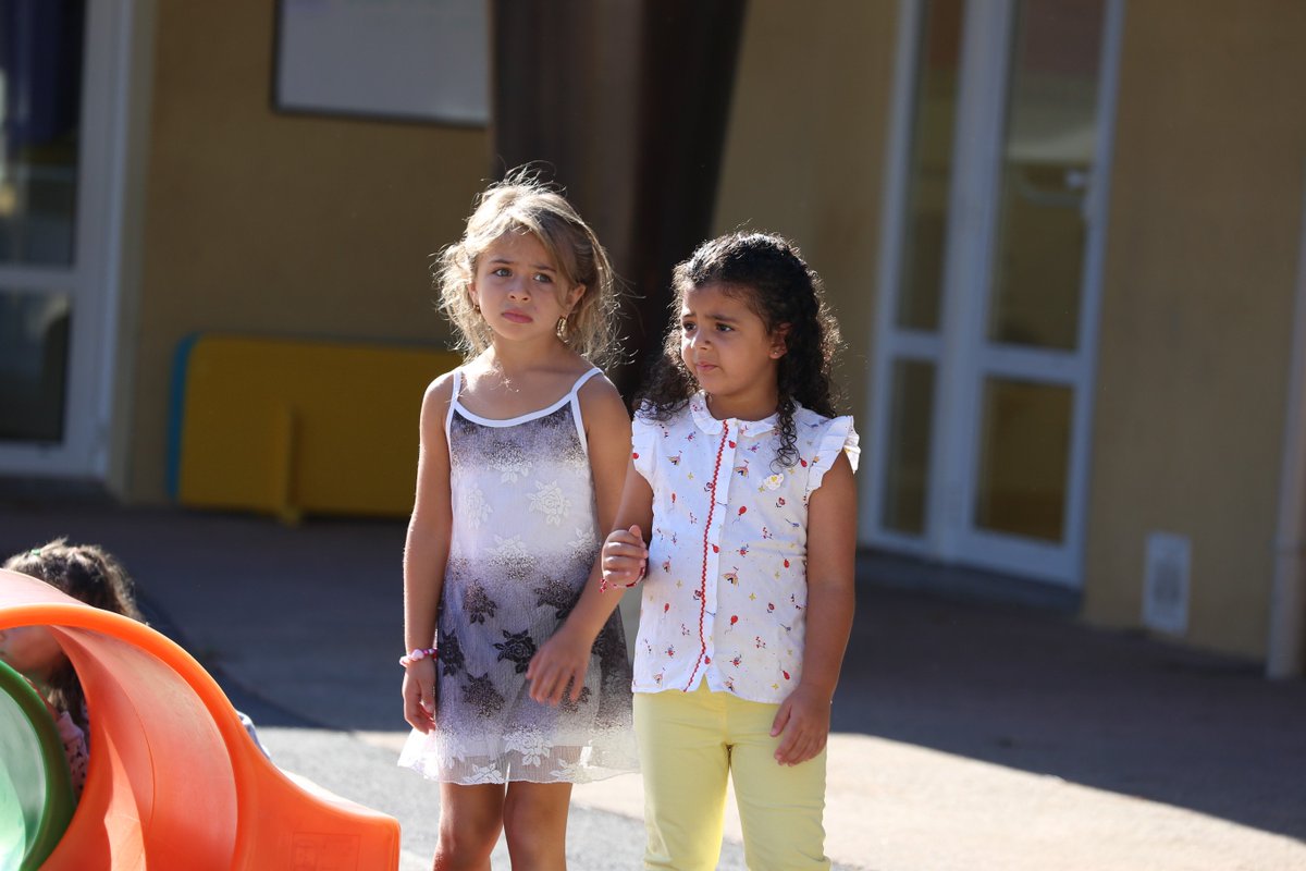 Sallesdaude's tweet photo. La rentrée à la maternelle de #Salles d'#Aude. https://t.co/dEwuJT3Pu5