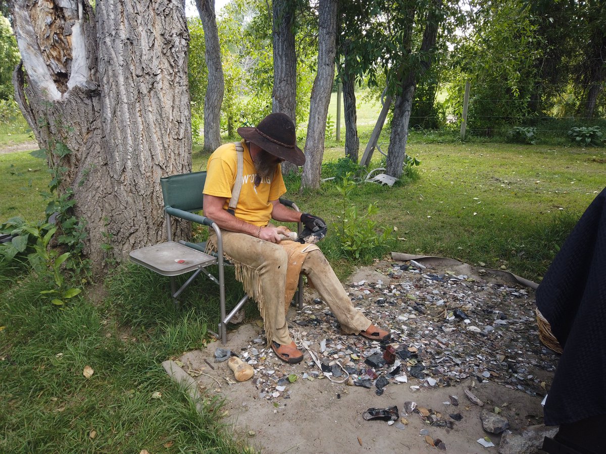 Jeff Garetson hand-makes an agate knife outside his Lander residence.  Garetson operates the business Primitive Instincts and will be featured soon in the How It's Made video series. youtube.com/playlist?list=…