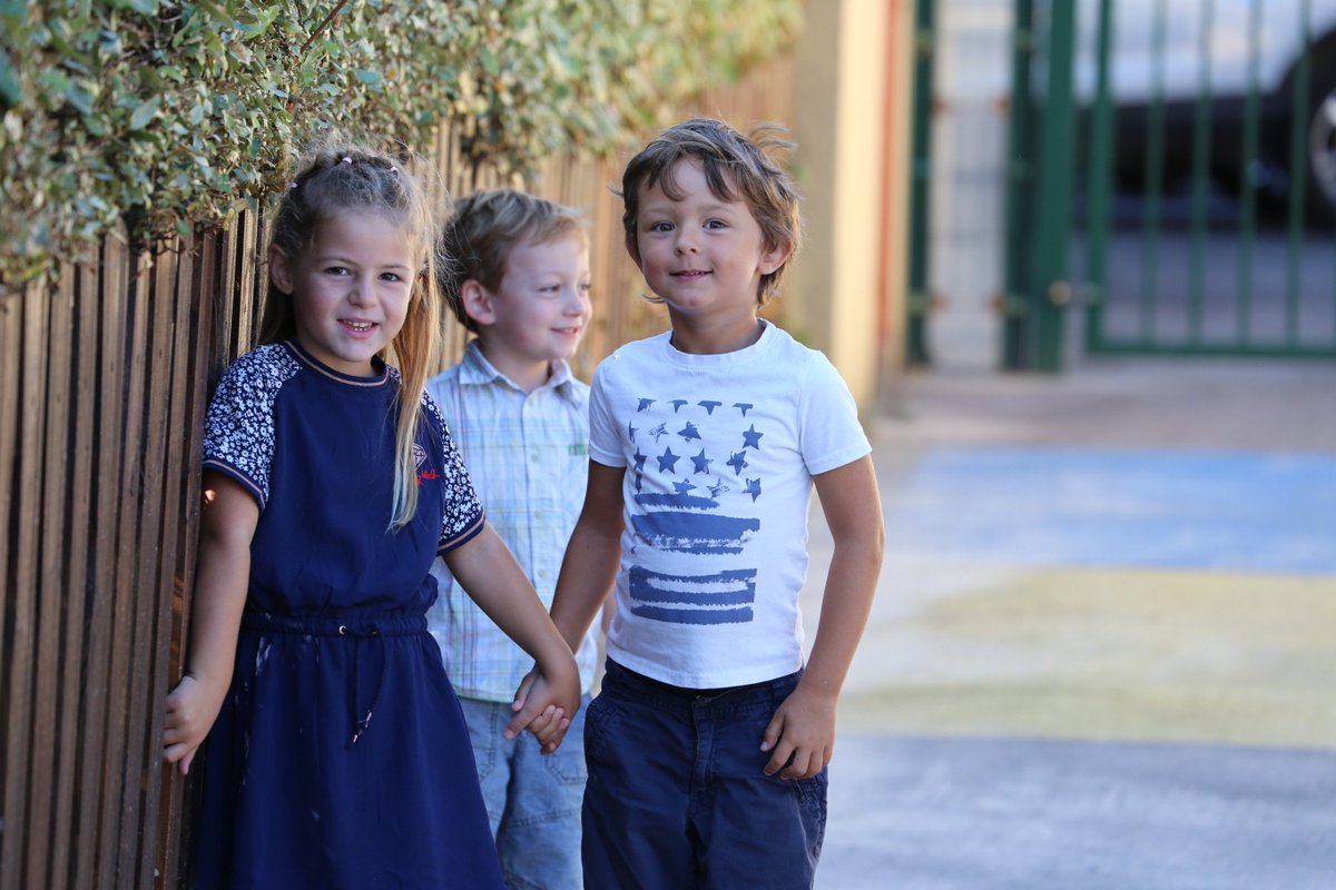 Sallesdaude's tweet photo. La rentrée à la maternelle de #Salles d'#Aude. https://t.co/2yiaMhKB5e