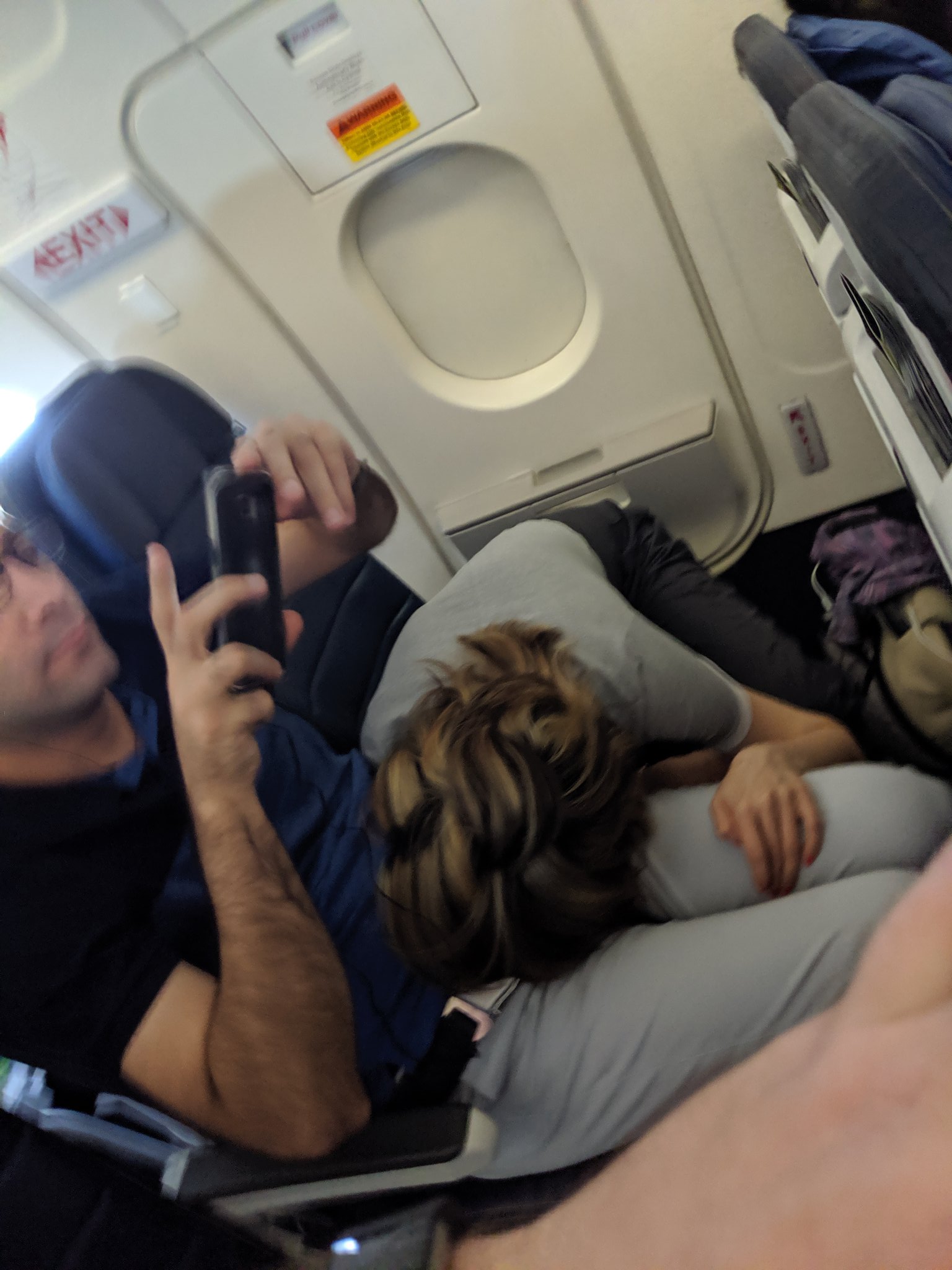 nailz on X: Lap blowjob time t.coWUkEzUioW6  X