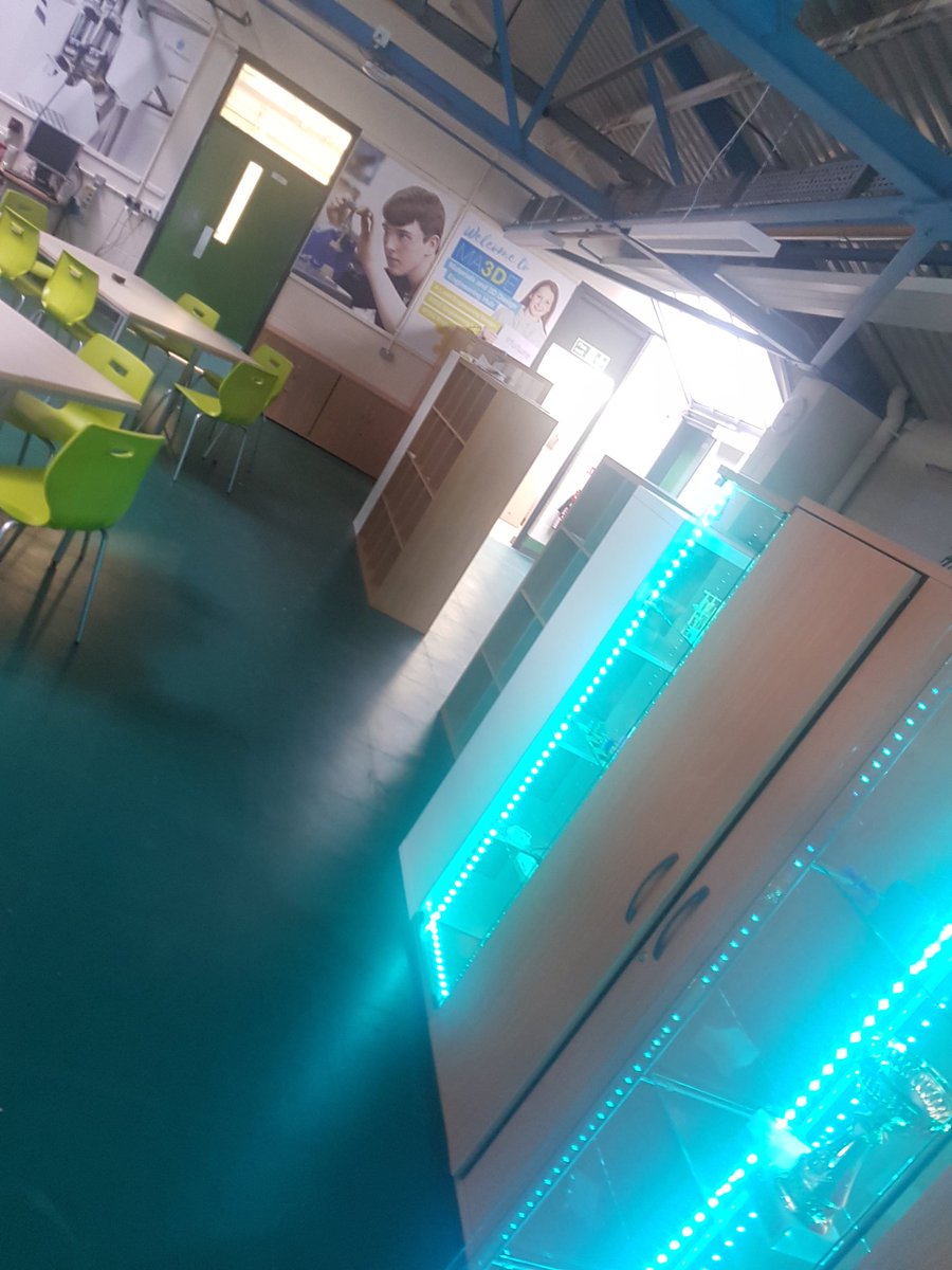 EngineeringRun1's tweet photo. Really looking forward to welcoming our new Year one students into Engineering on Wednesday 4th September 2019 @RunshawCollege #Engineering #RunshawCollege #3DHub #NewStudents #excitingtimes https://t.co/A9tHgJms53