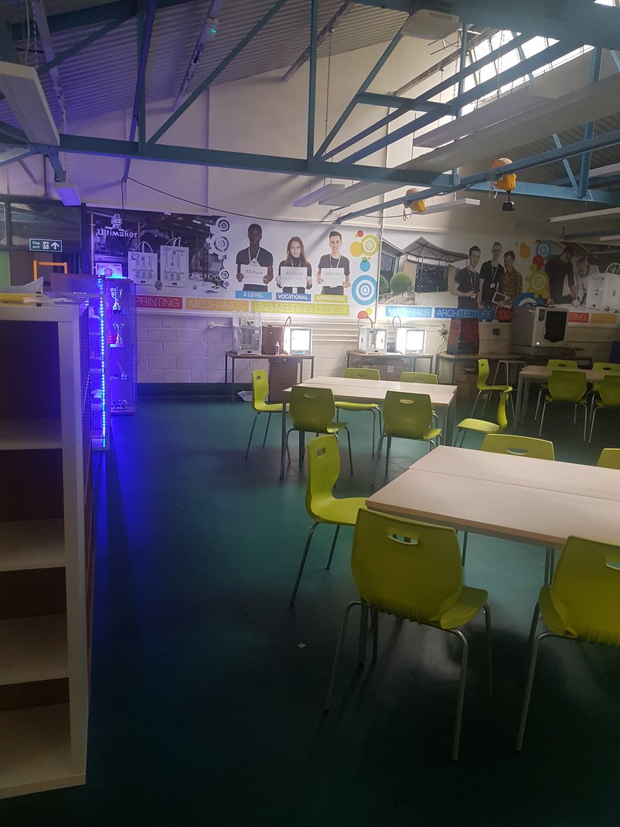 EngineeringRun1's tweet photo. Really looking forward to welcoming our new Year one students into Engineering on Wednesday 4th September 2019 @RunshawCollege #Engineering #RunshawCollege #3DHub #NewStudents #excitingtimes https://t.co/A9tHgJms53