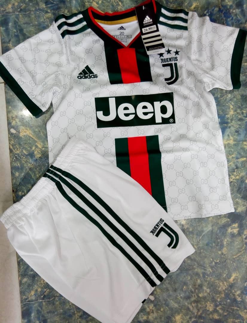 Forza Juve  #blacklabel got you covered #8,000 for jersey #2,000 for short All sizes available Quality  Affordable price  RT