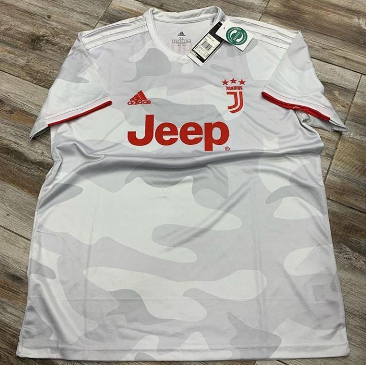 Forza Juve  #blacklabel got you covered #8,000 for jersey #2,000 for short All sizes available Quality  Affordable price  RT