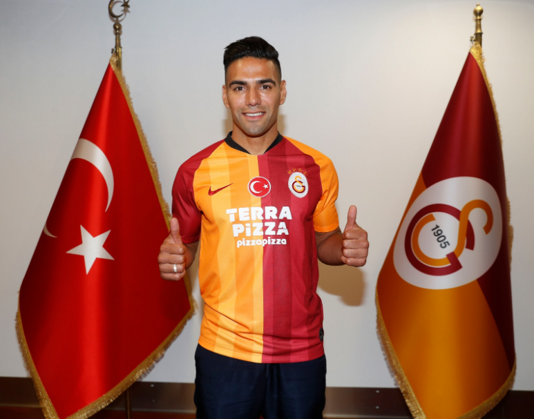FootyTurkish's tweet photo. It's a very busy #DeadlineDay for @GalatasaraySK!

Of course, the biggest signing is Radamel @Falcao from #ASMonaco

#Galatasaray have signed El Tigre on a 3-year-deal as Colombian striker is going to earn €5m per season. #MissionFalcaoComplete https://t.co/RqUgnjITyo