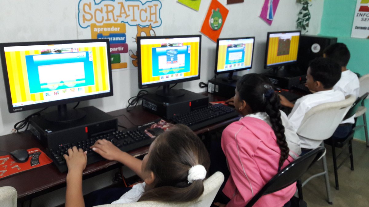 HoracioPradoDur's tweet photo. Los estudiantes usan la plataforma https://t.co/bhCrda2H59 para afianzar el uso del teclado.
@Infoplazass  #YoSoyinfoplazasaip #Momentosinfoplazas https://t.co/gv0ui0T0ko