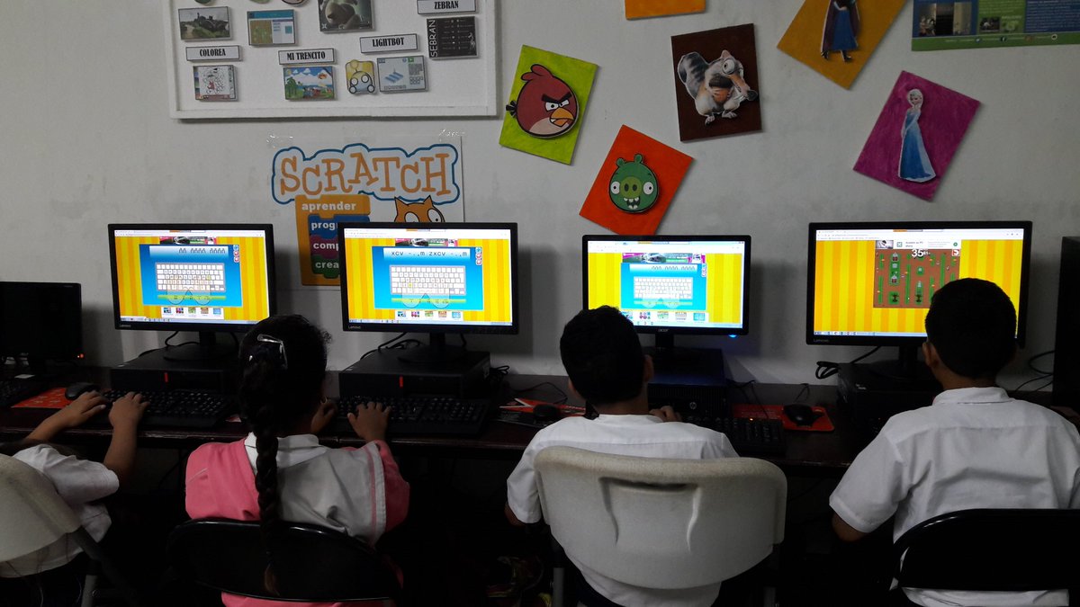 HoracioPradoDur's tweet photo. Los estudiantes usan la plataforma https://t.co/bhCrda2H59 para afianzar el uso del teclado.
@Infoplazass  #YoSoyinfoplazasaip #Momentosinfoplazas https://t.co/gv0ui0T0ko
