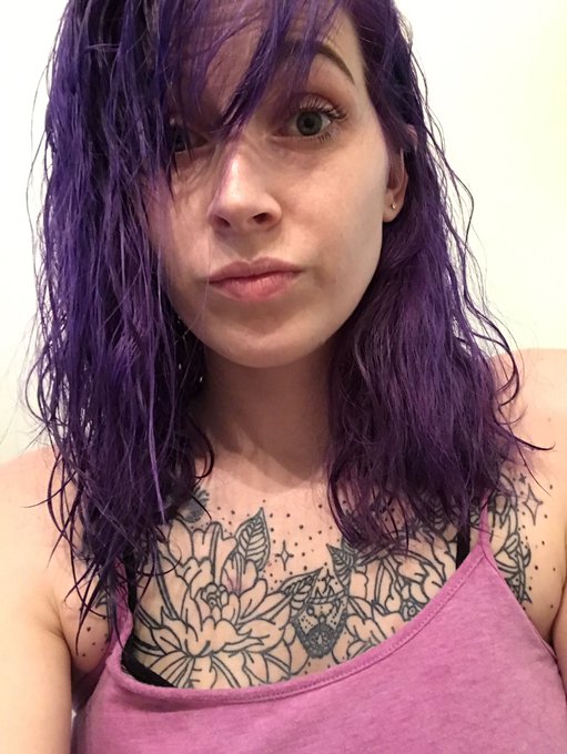 I finally redid my hair... enjoy these unfiltered photos, filtered versions available on my IG https://t<a href="/tag/milf"class="tags"><span>#milf</span></a><a href="/tag/nsfw"class="tags"><span>#nsfw</span></a><a href="/tag/nudes"class="tags"><span>#nudes</span></a><a href="/tag/lewd"class="tags"><span>#lewd</span></a><a href="/tag/onlyfans"class="tags"><span>#onlyfans</span></a>