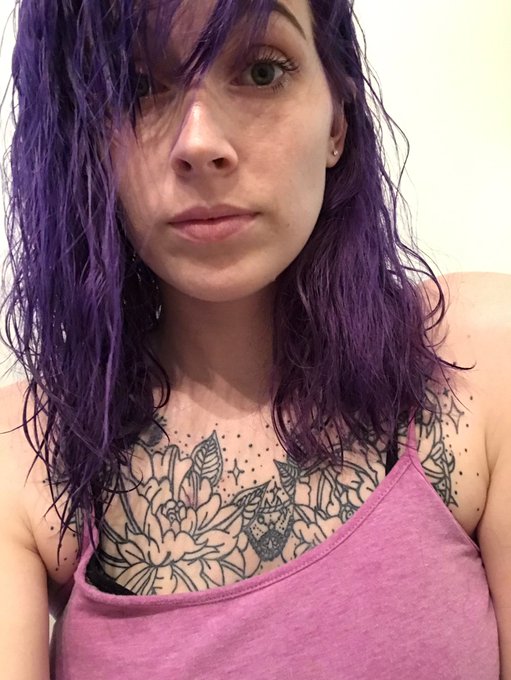 I finally redid my hair... enjoy these unfiltered photos, filtered versions available on my IG https://t<a href="/tag/milf"class="tags"><span>#milf</span></a><a href="/tag/nsfw"class="tags"><span>#nsfw</span></a><a href="/tag/nudes"class="tags"><span>#nudes</span></a><a href="/tag/lewd"class="tags"><span>#lewd</span></a><a href="/tag/onlyfans"class="tags"><span>#onlyfans</span></a>