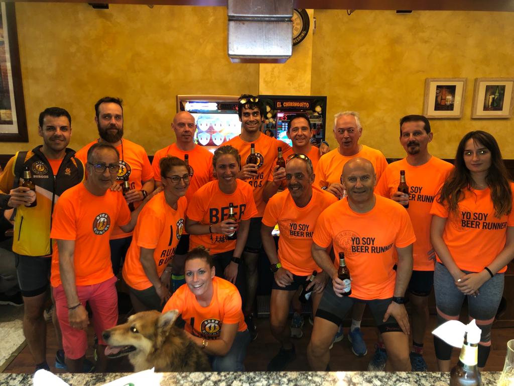 BeerRunners_Bu's tweet photo. @BeerRunners_Bu  vamos creciendo!!! Buena gente ..buena compañía.. https://t.co/66V2b3pYVv