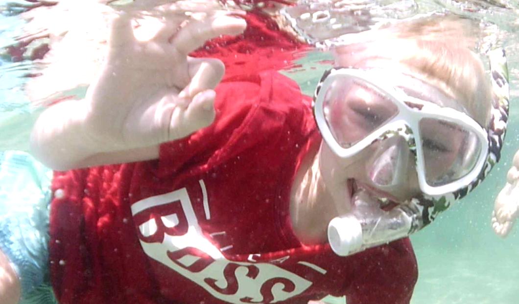 monkey_norris's tweet photo. @ByronSchool Mia and Finley learnt something new about the local area (underwater) on holiday 🌞🏖️🧜‍♀️🧜‍♂️... #SummerChallenge2019 https://t.co/zy0GH0YW17