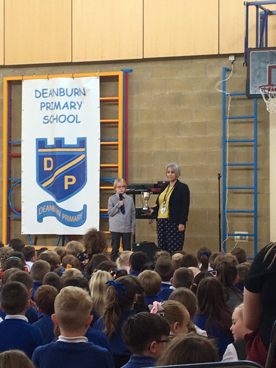 DeanburnPS_P3's tweet photo. Well done Ella! 🏆 Thank you for sharing your band trophy with us at assembly! A great achievement! #celebratingsuccess #achievements #dedication #outsideschool #confidentindividual #successfullearner #sharing #band #commitment https://t.co/I8NRsMqEQ9