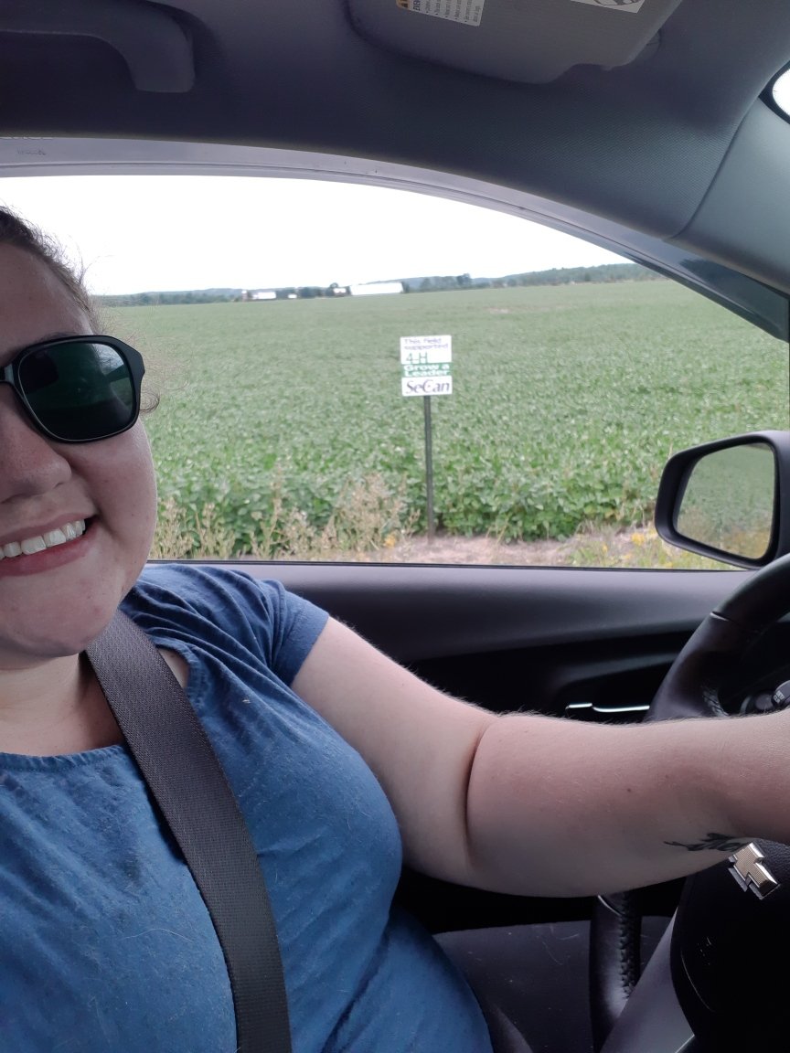AgathaCrogie's tweet photo. #SeCanGrowaLeader
#4hBonnechereValleyClubs
Leader drive by...so easy to participate in this program.  Thanks SeCan https://t.co/OaQlrAofJX