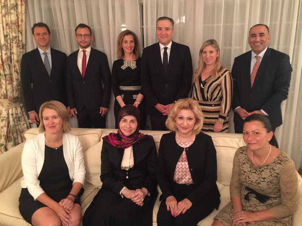 Rolatabshmp's tweet photo. اشكر السفير اللبناني في المانيا مصطفى أديب عبد الواحد وعقيلته على استقباله في السفارة اللبنانية في برلين الوفد اللبناني المشارك في مؤتمر النساء والديمقراطية، بحضور القنصل حمزة جمول والملحق الاقتصادي عبدو مدلج.
@JamaliDima
@InayaEzzeddine
@KAS_Lebanon https://t.co/u4beFDCnhj