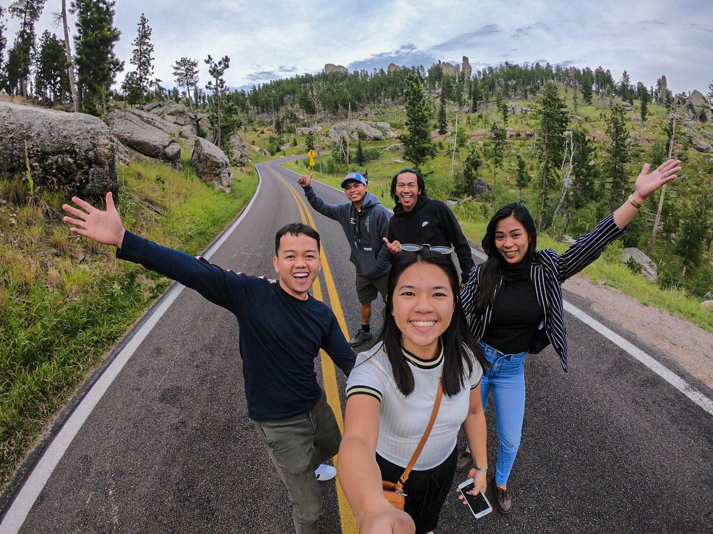 shinenning's tweet photo. Weekend at South Dakota 🥰🥰🥰 https://t.co/vF6vYO5xHJ