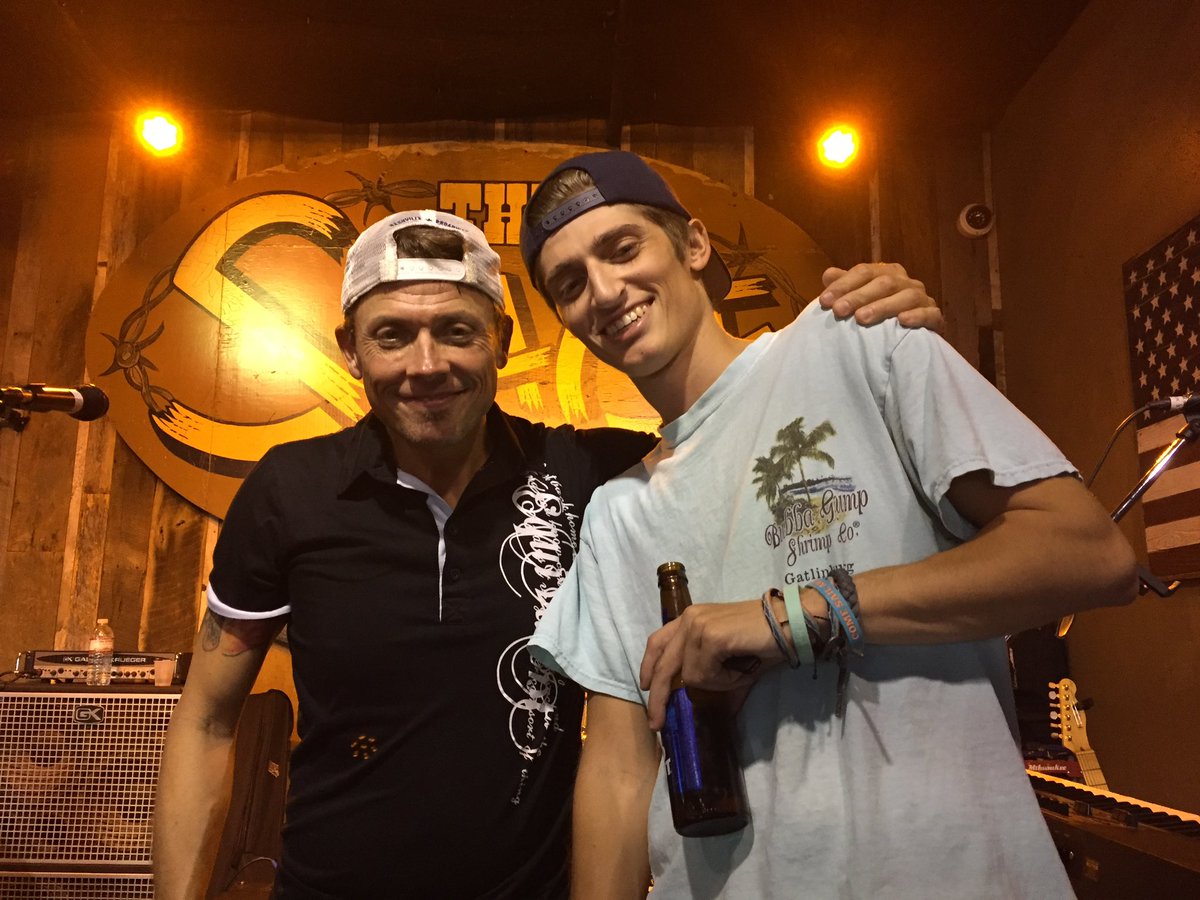 Kyle Schryer tweet media