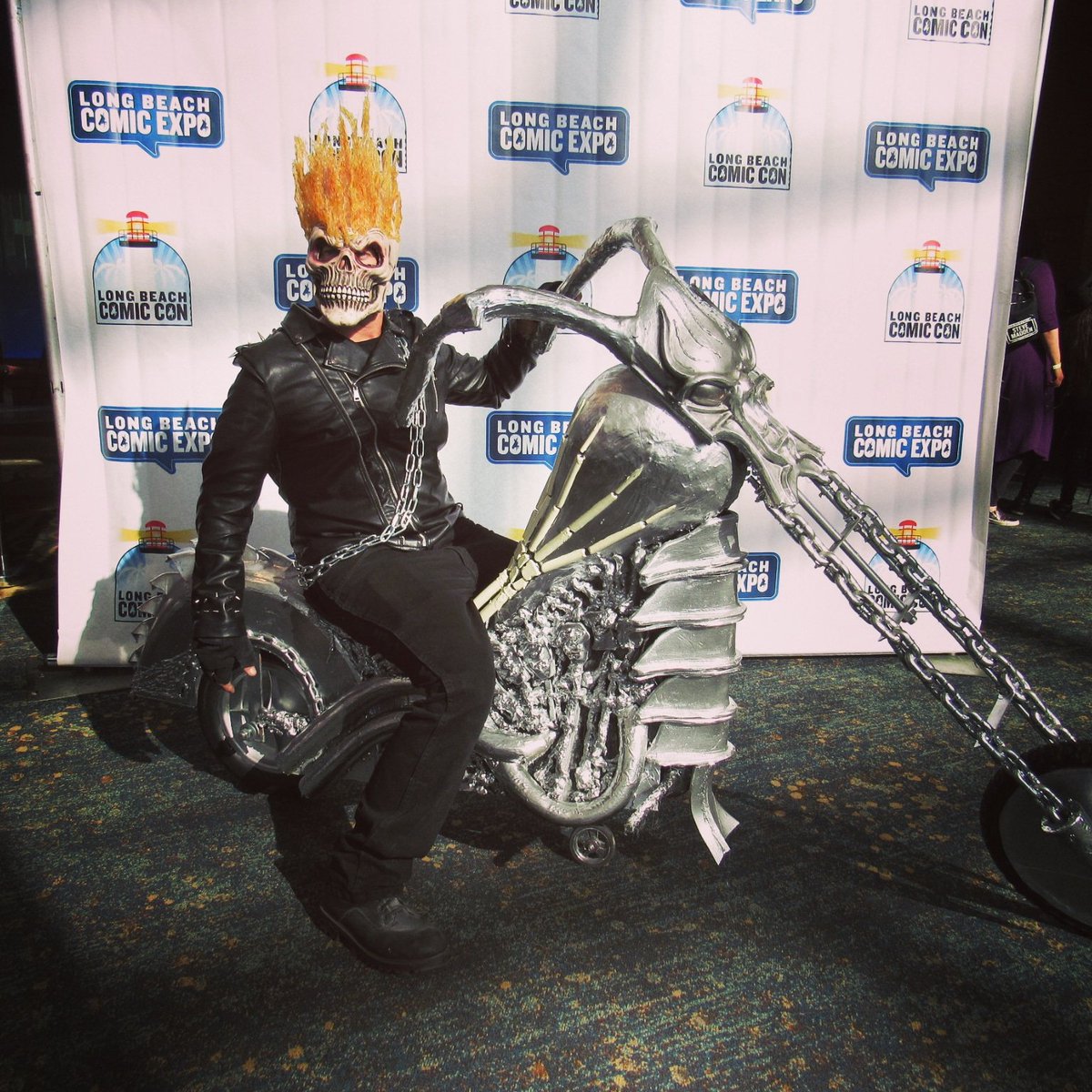calijulz's tweet photo. Once again @LBComicCon and the many #cosplay lovers brought their A Game! ! More pics to follow on the blog! Did you attend? Share your pics in the comments. #calijulzsays ๐ฌ https://t.co/wRvfaqmUvq #lbcomiccon https://t.co/LENQnSf4ZX