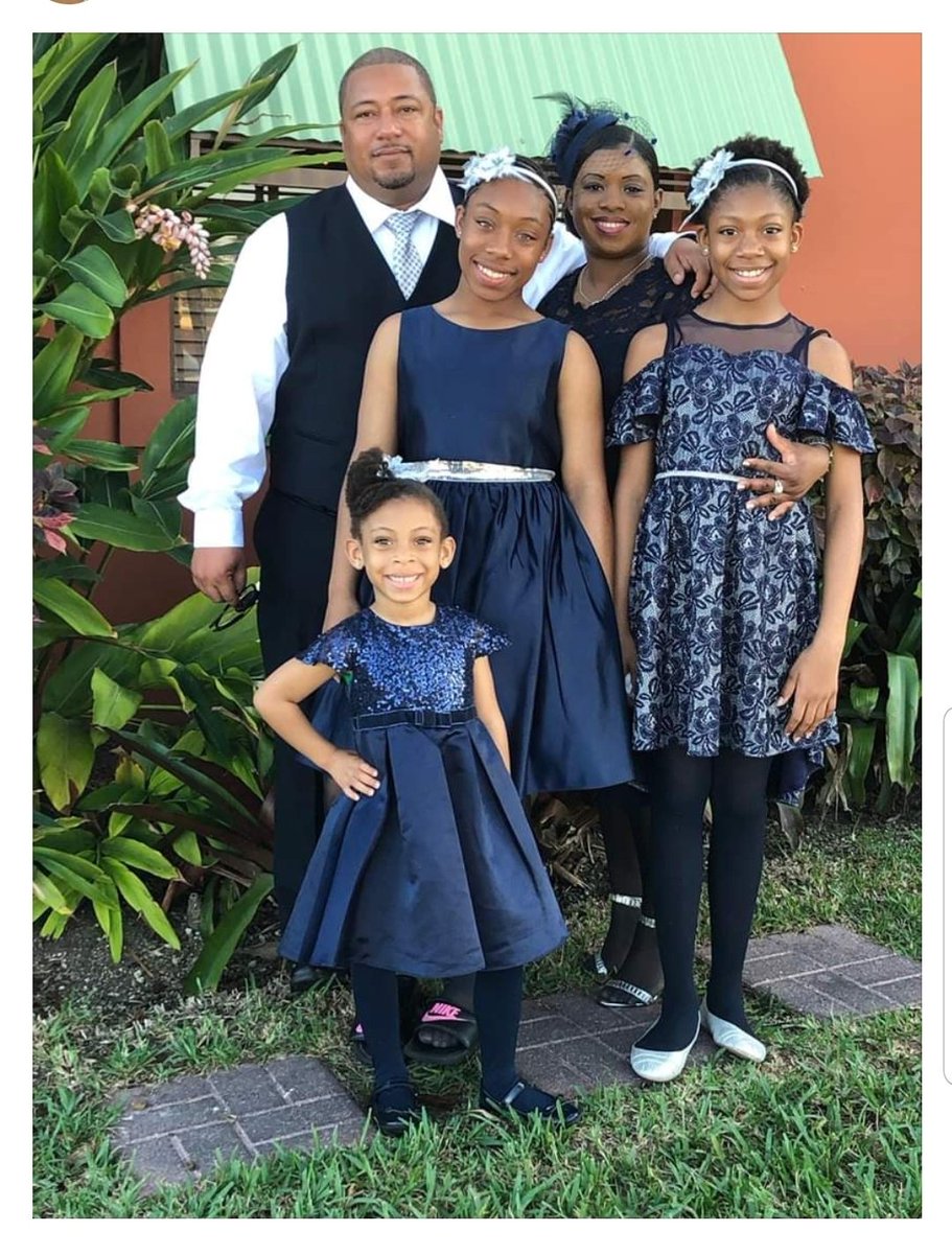 SincerelyReal1's tweet photo. Family missing in Abaco...please share #hurricanedorian https://t.co/4lFPm6FWCp