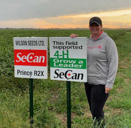 JennESprung's tweet photo. Secan and Wilson Seeds. Another year of supporting our local 4H clubs. Thank you so much #4HLaRiviereBeefClub #SeCanGrowaLeader https://t.co/NnKF4ZYyGI
