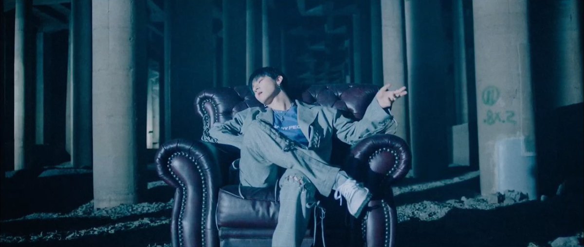 imfvcks's tweet photo. Come sit in your throne love https://t.co/00w7SMmsQo