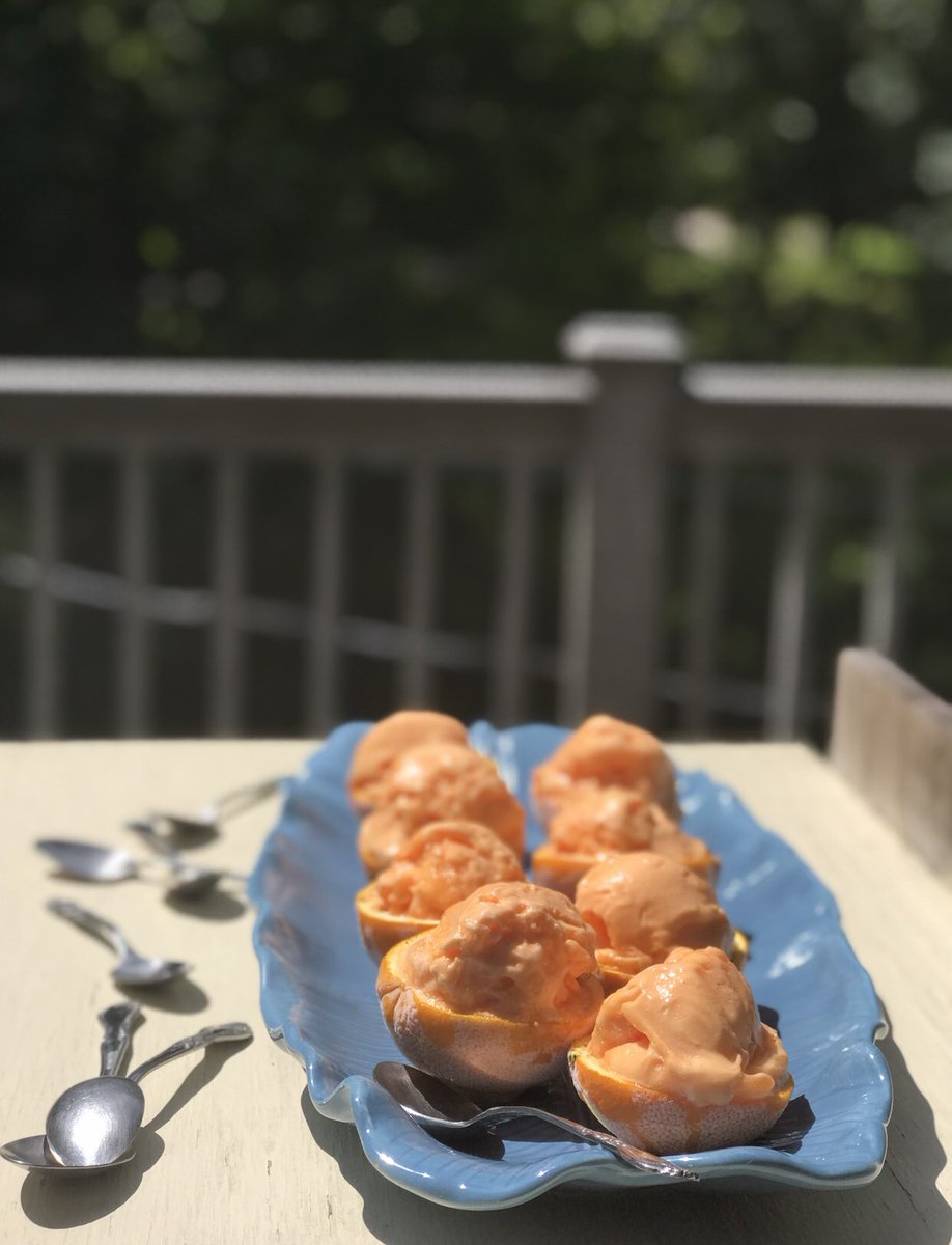 FoodieInNewYork's tweet photo. Made some Orange Givrées to share with folks at my self imposed baking retreat 😅 #WCDH https://t.co/84NX2FkHvD