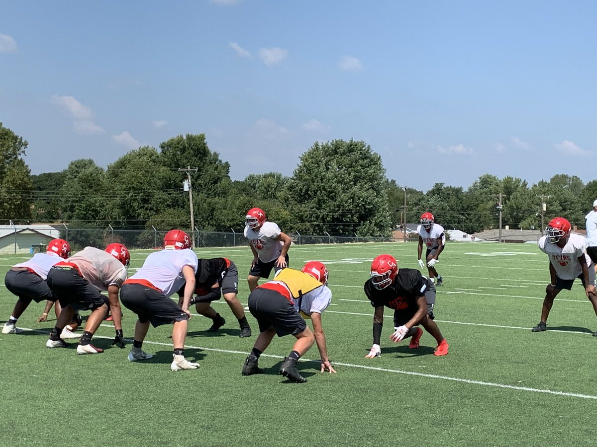 CAHS_FOOTBALL20's tweet photo. Week 1: Nothing like a little TITAN football on Labor Day. #DriveFor4 https://t.co/wuz8kvEvZ6