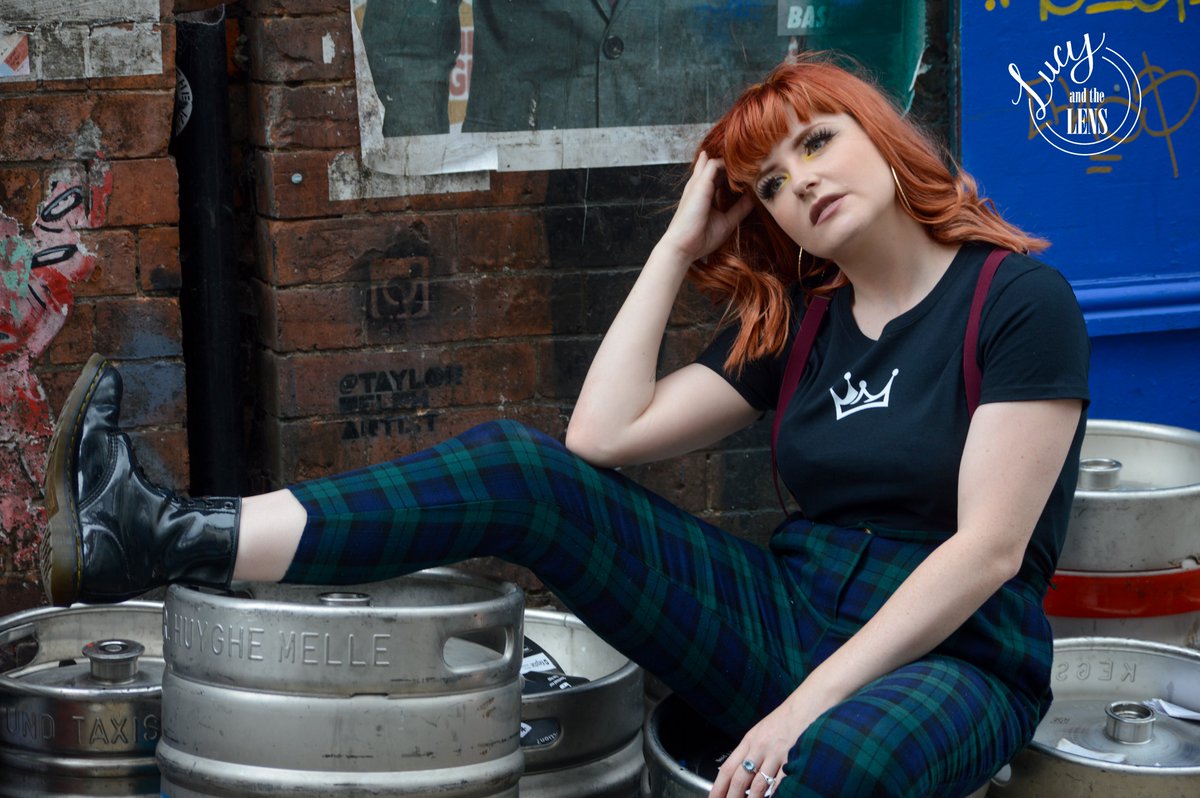___louiseviolet's tweet photo. It's ya gal spamming you with pictures from a shoot I did on Friday for 
@KillaClothingUK 
 - a brand due to launch on September 7th, with both mens and womens clothes available! How sick are these? https://t.co/qcWjTvWsk8