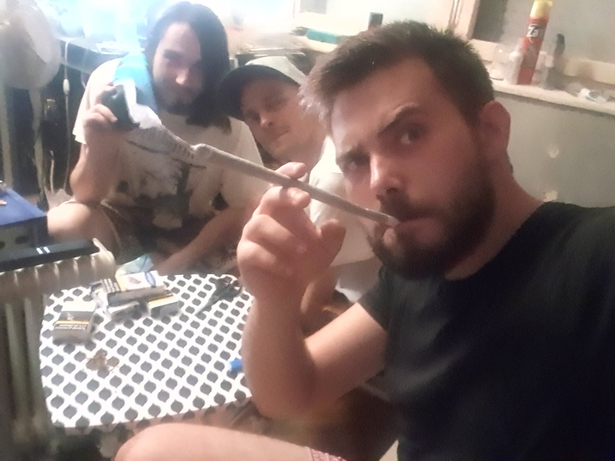 SPosvas's tweet photo. When we go up in smoke, we go rly fckin high 🔥🔥 https://t.co/bEeDiSCHxH