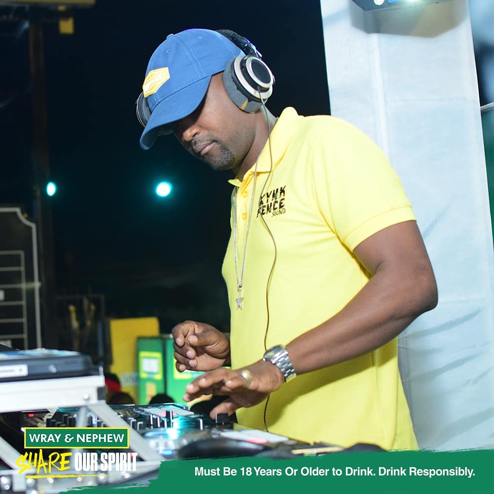 WrayRum's tweet photo. Check out the #WrayRum Facebook page now, for last week's @WrayRum Pepperseed highlights!
See you at #PULS8 this and every Wednesday, for the best of music from the 70s, 80s & 90s! #PepperseedWednesdays
.
*Not to be shared with anyone under the legal drinking age https://t.co/kmCpKBA0fh