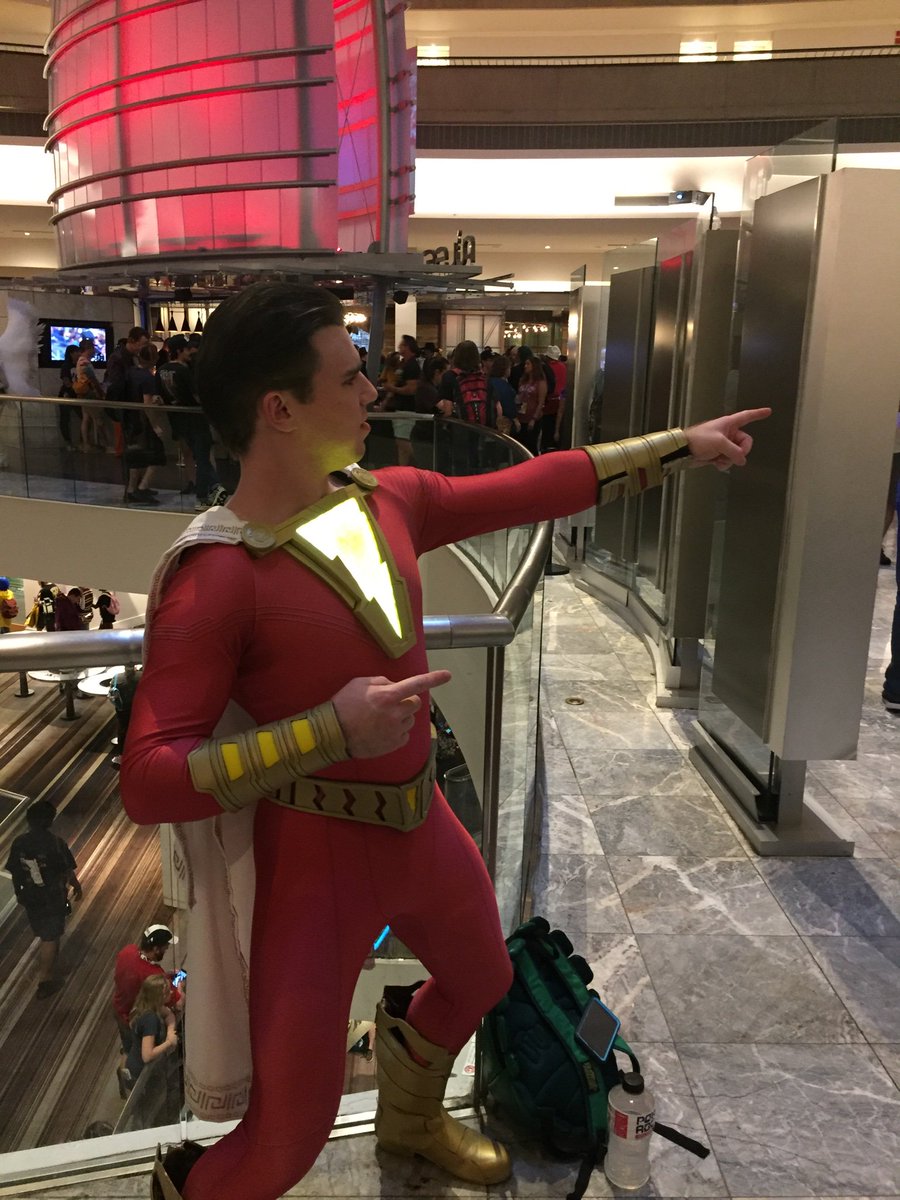 NerdSplash tweet media