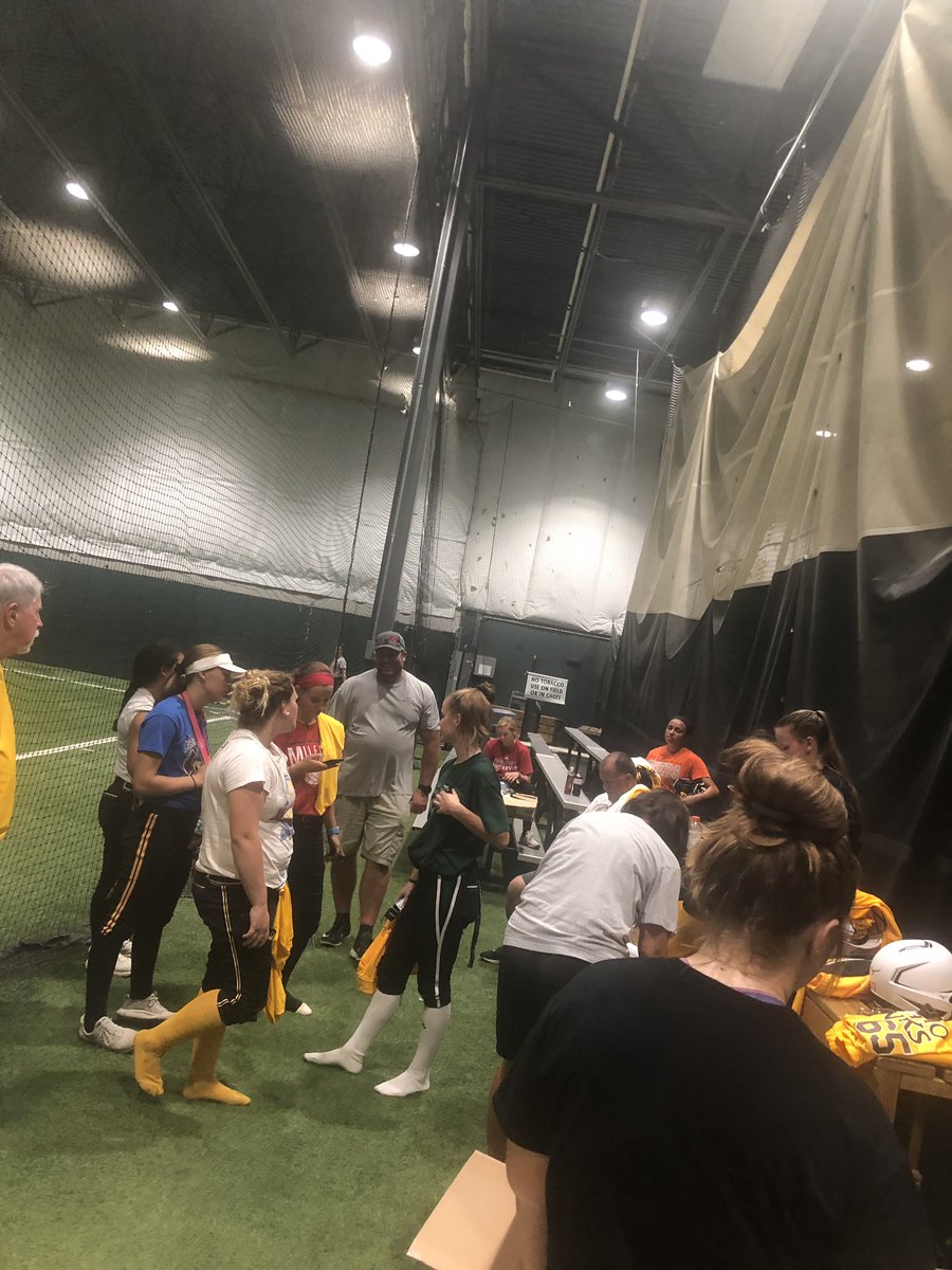 HawksJoseforsky's tweet photo. Great first 90% team practice(a few on vaca) Girls Started outside and Mother Nature intervened 🌧🌧, so indoors we went!! Congrats on 3Hrs of working hard and compete for what you want! #GoHard
#PracticeHardPlayHarder 🥎🖤🥎 @OhioHawks Cannot Wait for Fall Season with this group https://t.co/1ZtzipmBjC
