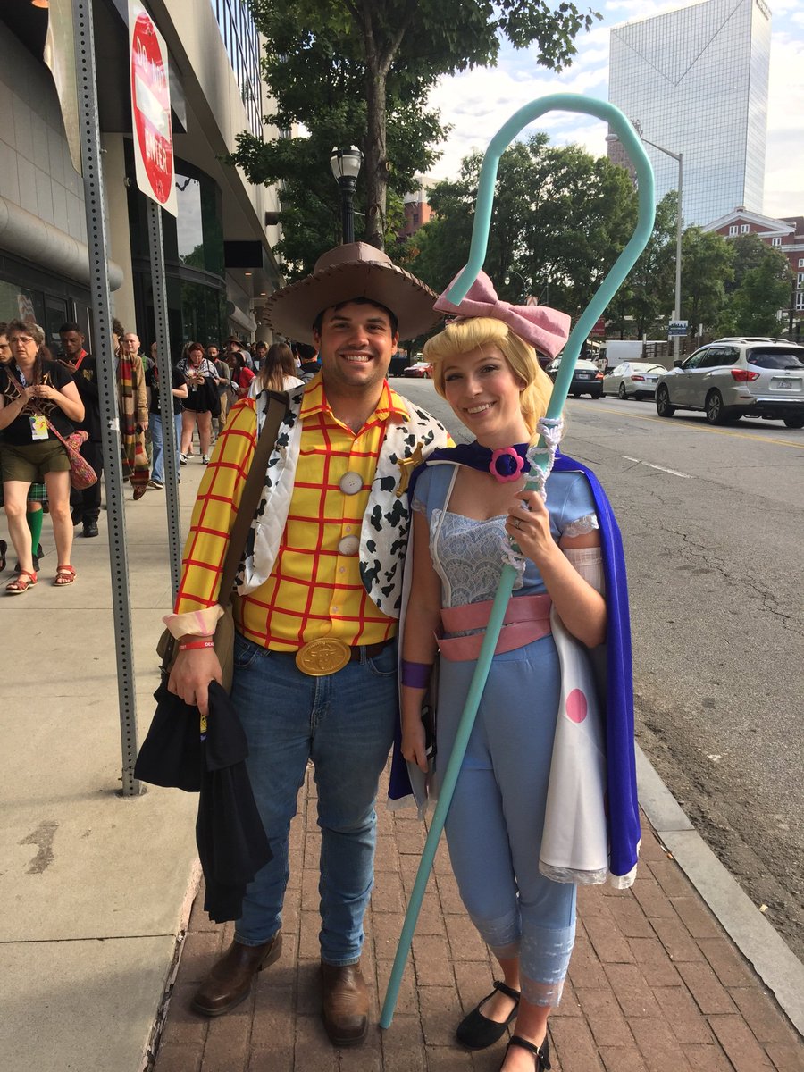 NerdSplash tweet media