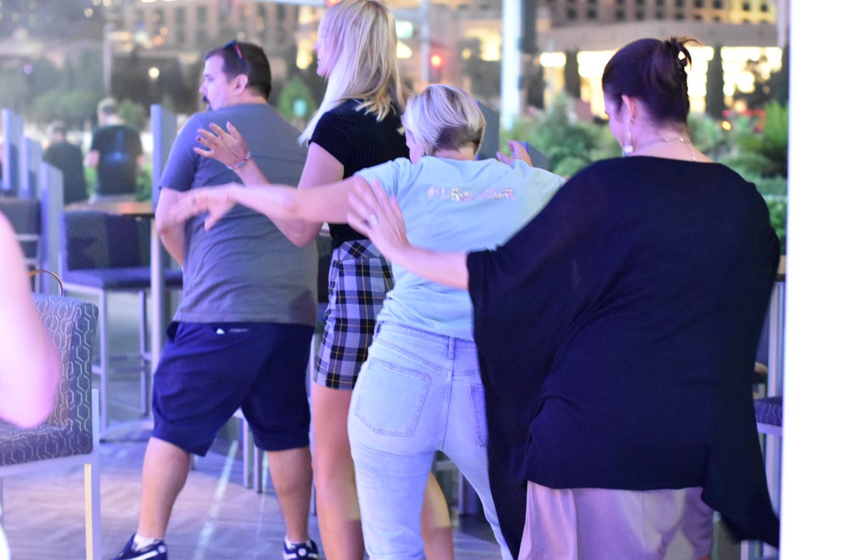 Had a blast Rematch <a href="/TheLINQ/">The LINQ</a> with some drinks, fun conversation, a little sports watching and even some dancing!  Who knew <a href="/red318is/">red318is.bsky.social</a> had those moves!  😊 #360VV9 #vegasfun #funwithfriends #partytime