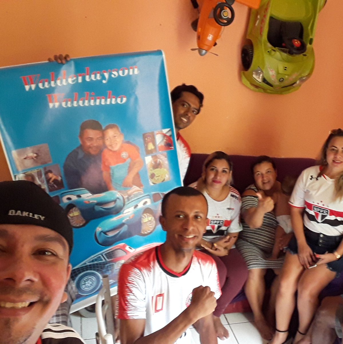 nadsonalmeida37's tweet photo. Ação Social em pro Waltinho, não é só futebol. #tspm #14anos 🔴⚪⚫ https://t.co/I6zKfl9UAG