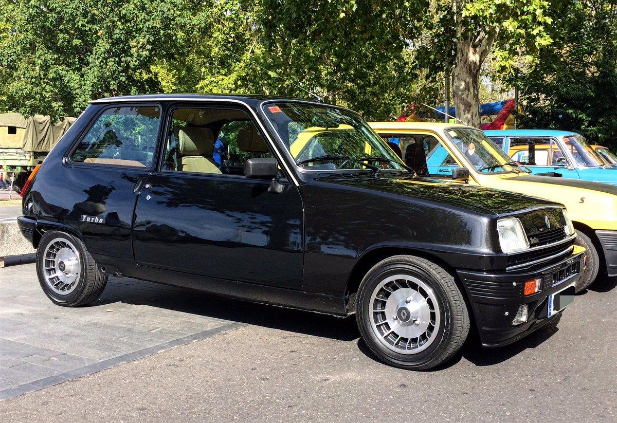 mospotter84's tweet photo. Renault 5 Copa Turbo #renault #renault5 #renault5copaturbo #copa #turbo #renaultclassics #classiccar #classiccars #vintagecar #vintagecars #oldcar #oldtimer #carspotter #carspotting https://t.co/zmxRtFk07F