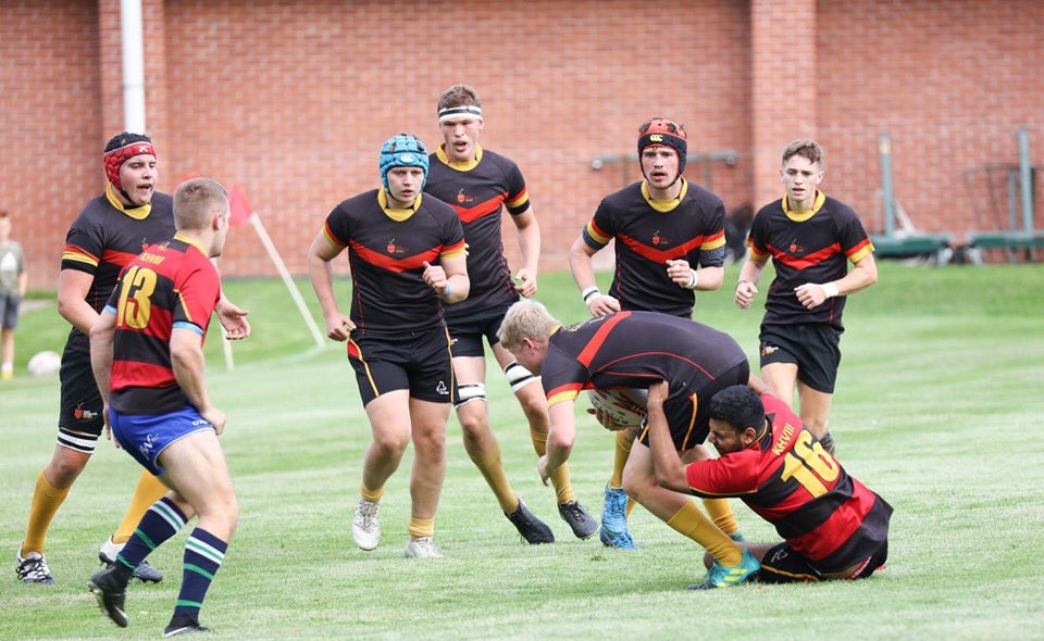 KHVIIIPE's tweet photo. Mr Schofield’s awesome action shots from Fridays Old Boys fixture 2019. #WeAreHenrys #RugbyPreseason https://t.co/6LE2qlNAG6