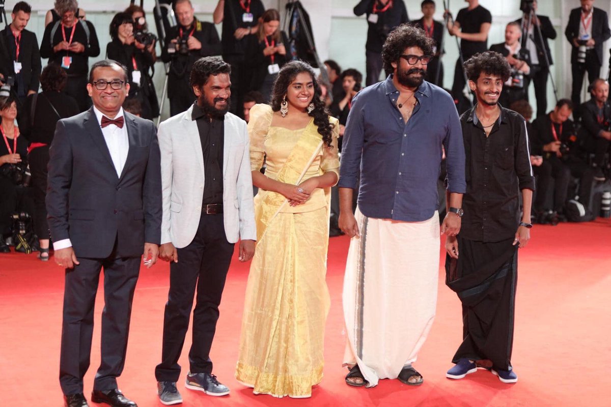 chhabs's tweet photo. This has to be the first (and how cool) - mundu worn on the red carpet at #Venezia76. Premiere of @sanalsasidharan’s #Chola! https://t.co/AZQ723UZy2