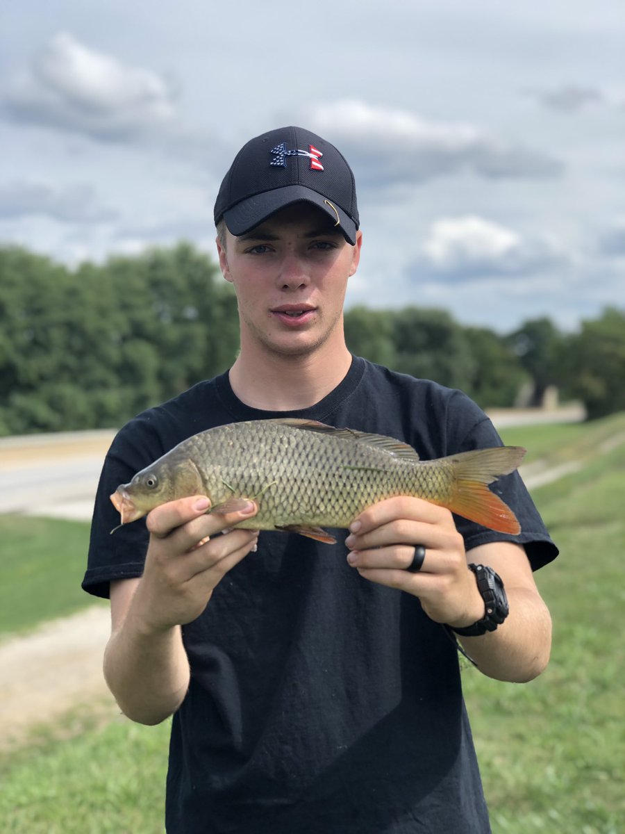 ohio_fins's tweet photo. caught a carp in my casting net! #fishing #castingnet #ohiofishing #fishing #fishinglife #ohio #carpfishing #carp https://t.co/sJWAoBFImS