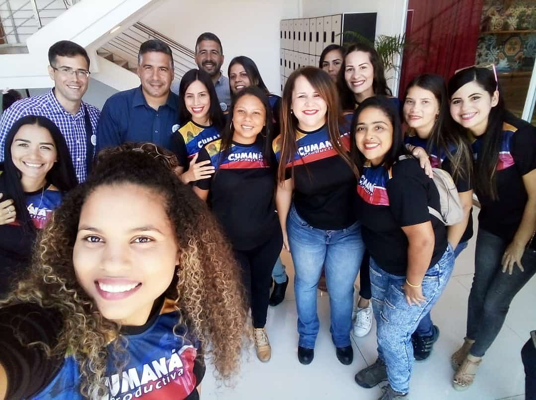 gabellisima's tweet photo. Siempre he dicho que soy abogada de profesión, emprendedora por vocación.
.
Sinceramente me siento orgullosa de este maravilloso equipo de mujeres que cada día creen en ellas y apuestan por su emprendimiento, este grupo encantador grupo llamado @cumana_productiva 
. https://t.co/6B4A9lAQ5I