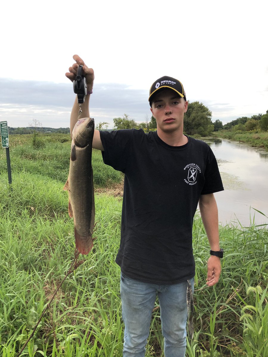 ohio_fins's tweet photo. big bowfin!! #ohio #ohiofishing #fishinglife #coupleswhofish #ohionationalguard #nationalguard #bowfin #bowfinfishing #militaryfamily https://t.co/baprgRVLHP
