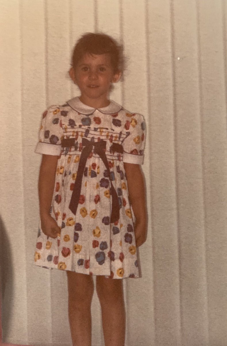 Junior kindergarten at Prince of Wales PS in Brockville, September 1989, with Mrs. Charleston who played the piano and sang! She taught me the colours of the rainbow 🌈 #firstdayphotochallenge #TLDSBlearns #TLDSB #syps_powpack
