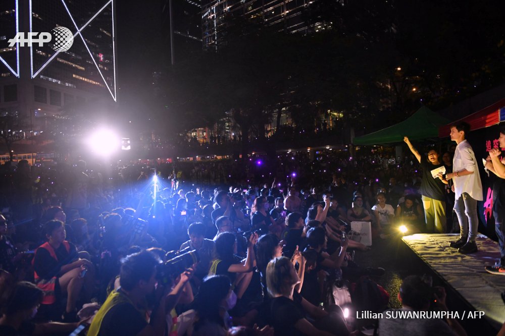 Jacques Clément tweet media