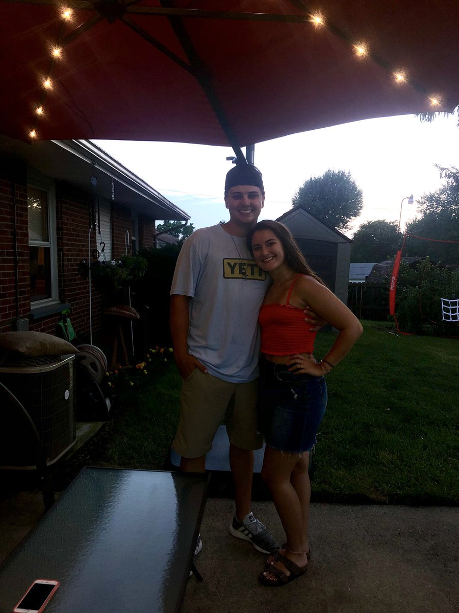 _briannareading's tweet photo. Happy 21st birthday!! I hope you had a great day! I love you ❤️ @Khonner44 https://t.co/wU7LJKJmL4