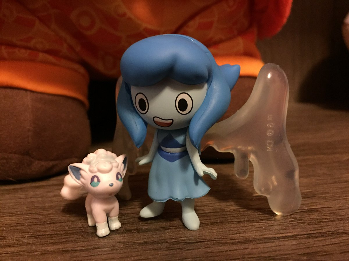 Scarlie_V's tweet photo. I watched #StevenUniverseMovie OMG it was soooooooo good I love it and I also watched the #EveryStevenEver with my sister it was so much fun ❤️ #StevenUniverse #movie #TV #SU #Fun #pokemon #vulpix #vulpixlov #weekend #Marathon #cartoon #toy #StevenUniverseTheMovie @cartoonnetwork https://t.co/pMWcLayGup