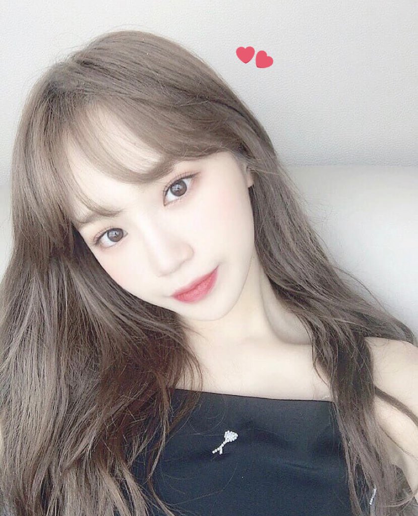 vpf26LUbMfrsJWM's tweet image. ﾀﾞｲｴｯﾄ垢です🌙

高校3年生(18)

＊身長   165㎝
＊体重   .
   Max   60.2㎏
   Now   58.8㎏
   Goal   49㎏

自分に自信を持つために痩せます

RTでお迎えいきます🌙

#ダイエット垢さんと繋がりたい
#ダイエット垢さんとつながりたい
#一緒に頑張ってくれる人募集中